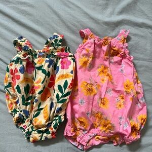 Old Navy Floral Baby Girl Rompers Sets 0-3 Months Never Worn